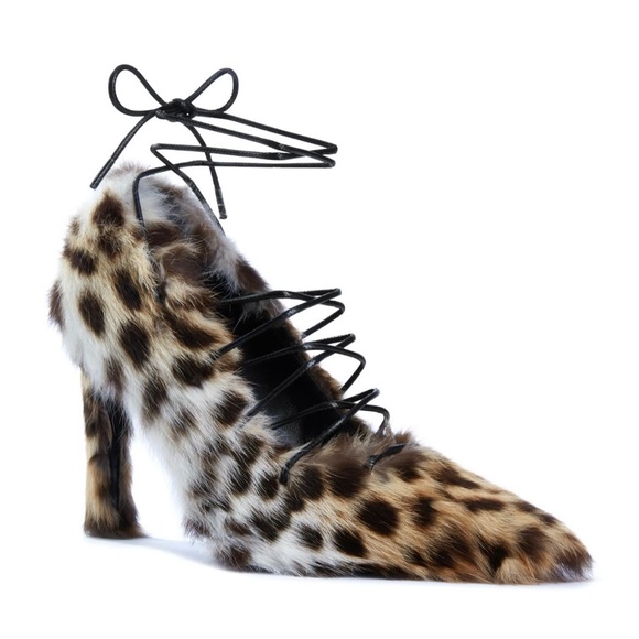 Shoe - Picture 7 of 9